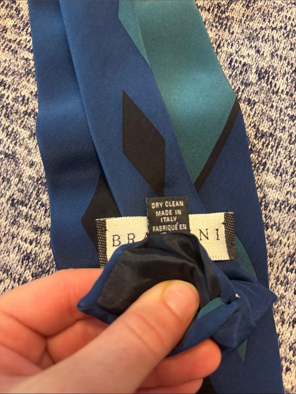 Men's Navy Diamond Pattern Silk Tie with Teal and Gray Accents